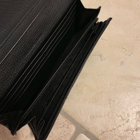 NWOT! Michael Kors Black Large Wallet - Picture 2 of 3